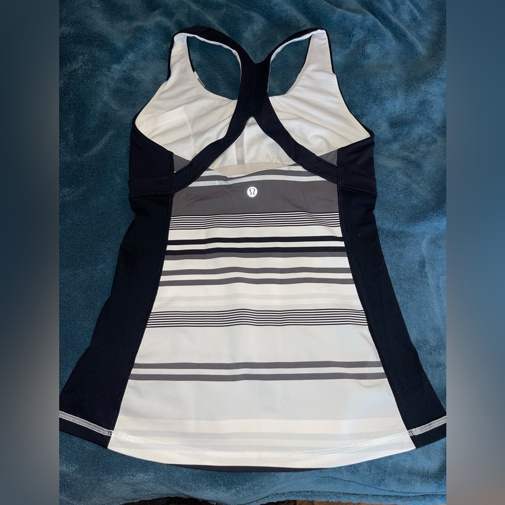 Lululemon tank top
